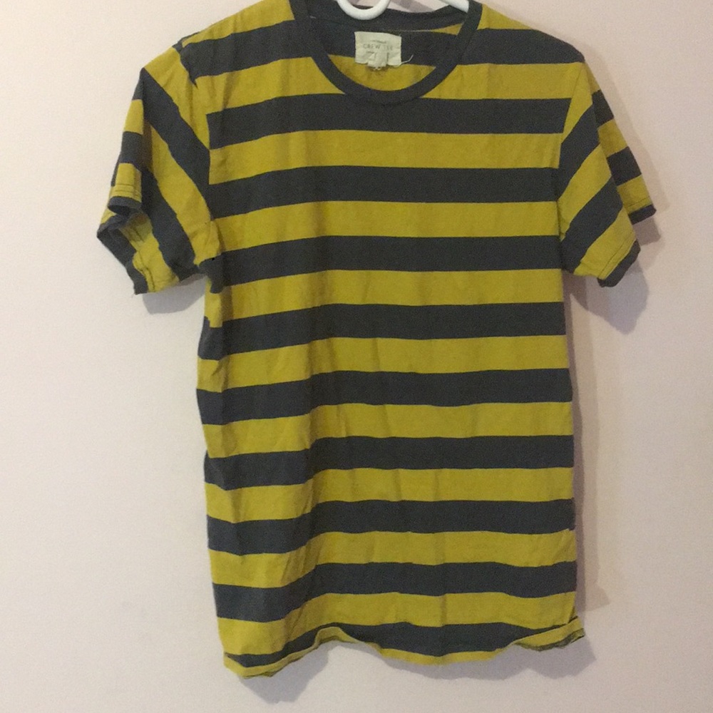 Striped men’s shirt sleeve shirt